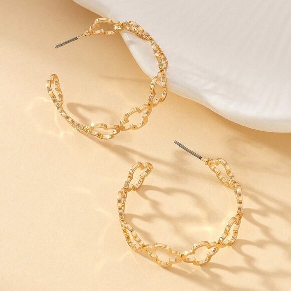 Yellow Gold Women's Design Hollow Out Small Flower Earring Set - Picture 3 of 4